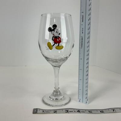 -208- KITCHEN | Mickey Mouse Wine Glasses