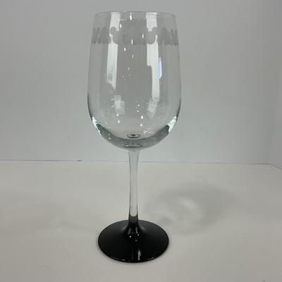 -209- KITCHEN | Mickey Mouse Wine Glasses