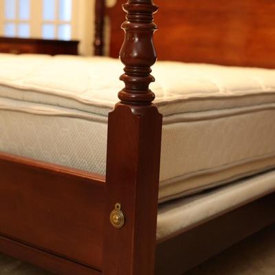 King Four Post Bed Frame & Two Stoneleigh Nightstands (See Description)
