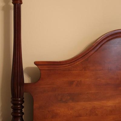 King Four Post Bed Frame & Two Stoneleigh Nightstands (See Description)