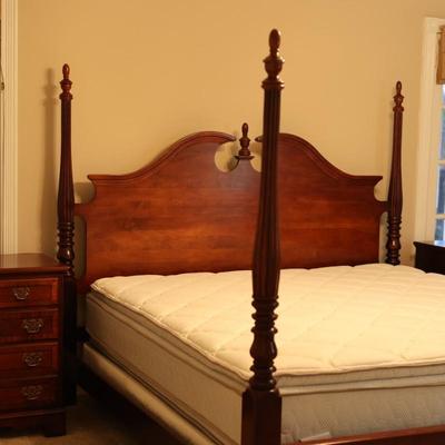 King Four Post Bed Frame & Two Stoneleigh Nightstands (See Description)