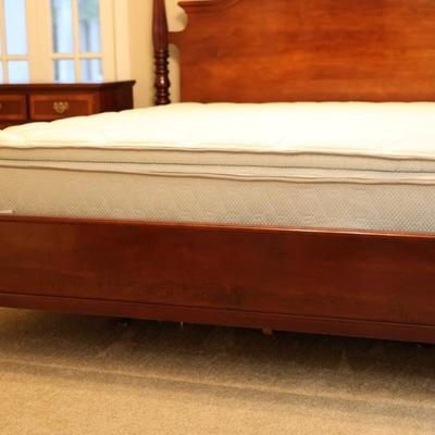 King Four Post Bed Frame & Two Stoneleigh Nightstands (See Description)