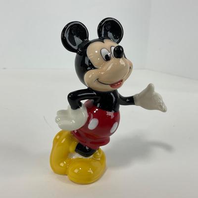 -214- KITCHEN | Mickey Mouse & Pluto Salt & Pepper And Mickey Mug