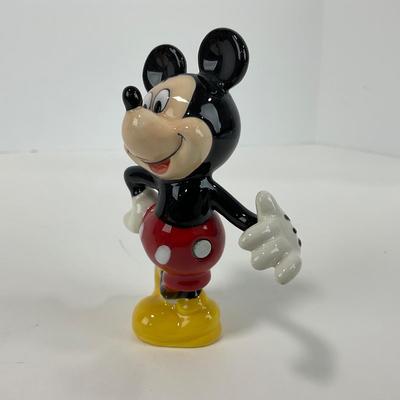 -214- KITCHEN | Mickey Mouse & Pluto Salt & Pepper And Mickey Mug