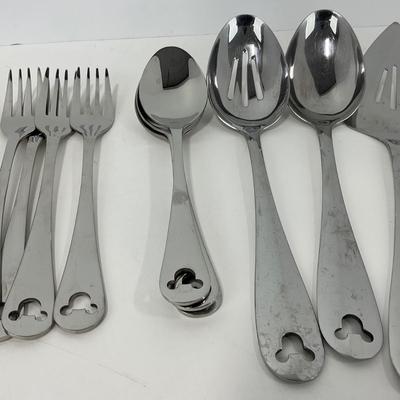 -219- KITCHEN | Mickey Mouse 25 Piece Set of Silverware