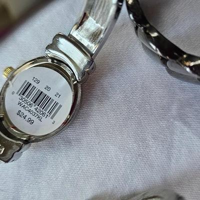 4 vintage Bangle watches lot