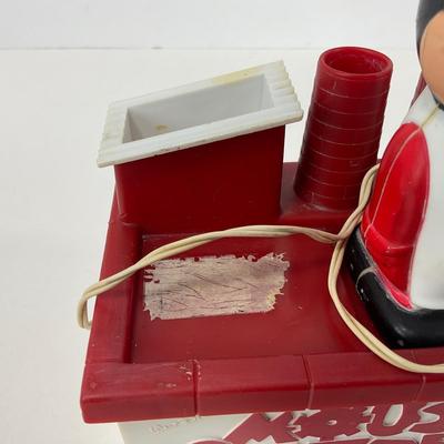 -223- COLLECTIBLE | 1973 Walt Disney Mickey Mouse Factory Electric Tooth Brush
