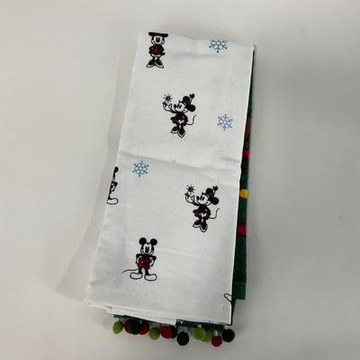 -227- HOLIDAY | Mickey Mouse Christmas Towel, Hot Pad, & Oven Mit