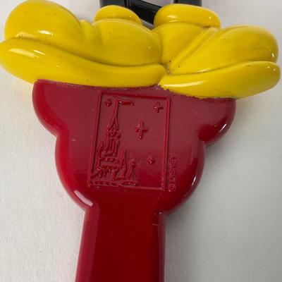 -229- COLLECTIBLE | Disneyland Resort Mickey Mouse Back Scratcher