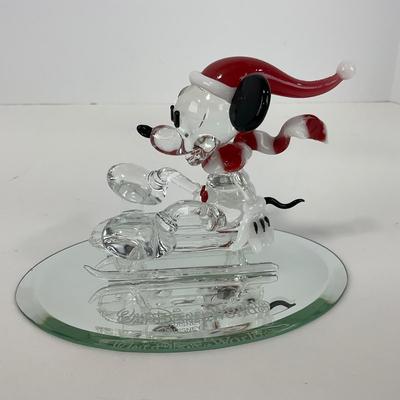 -230- HOLIDAY | Walt Disney World Mickey Mouse Santa Hat Glass Figure