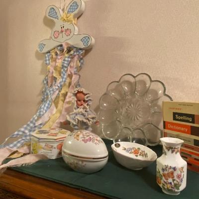 Easter Decor Lot (With Bonus Vintage Dictionary)