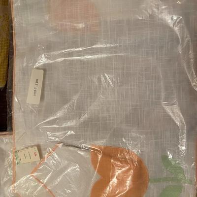 Dining Room Table Lot