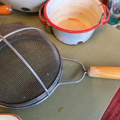 Kitchen Odds and Ends Lot