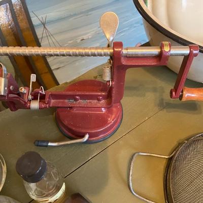 Kitchen Odds and Ends Lot