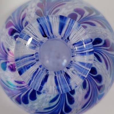 Art glass perfume decantor, iridescent, feathered design
