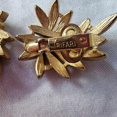 3 pairs of vintage Clip on earrings, one is Trifari