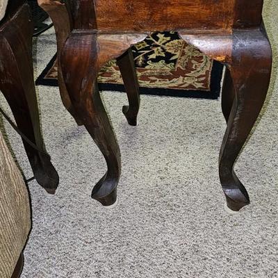 2 candlestick lamps