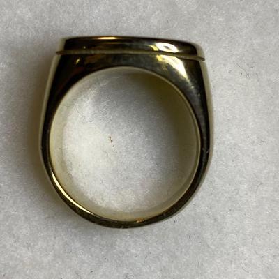 Shapes Studio Mother of Pearl signet ring. Tarnish resistant and hypo allergenic. Goldtone. Size 5.5