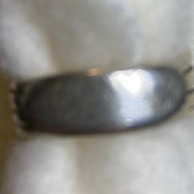 Sterling silver and Turquoise ring with bear hallmark. Size 6.5