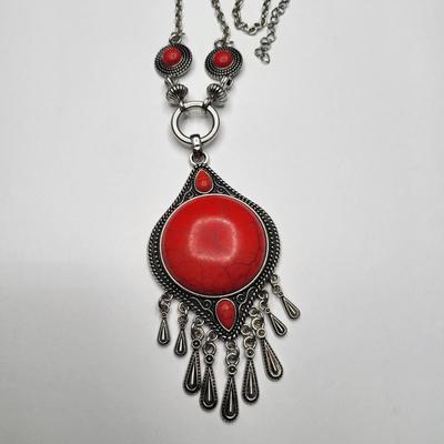 Reddish-corral Colored Stone Necklace