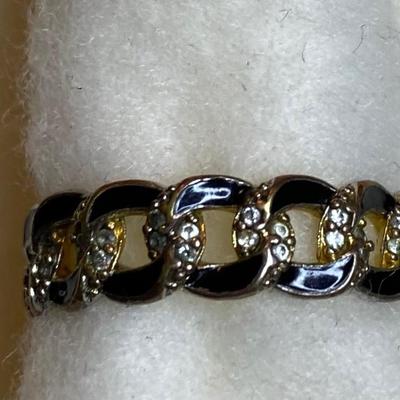 Black enamel ring - size 5.5