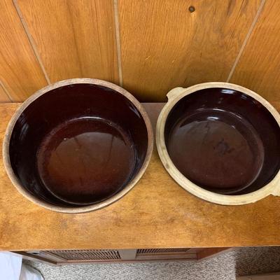 Vintage Beehive style casserole Dutch Oven Stoneware