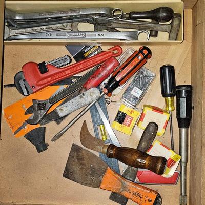 2 Drawers of tools Lot #1