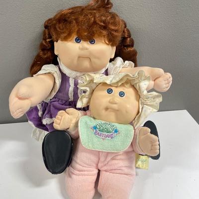 Vintage Cabbage Patch Kids dolls