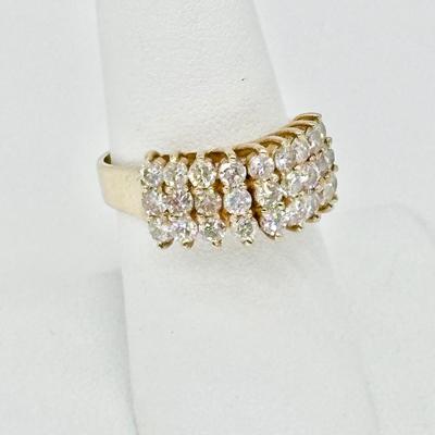14K ~ YG Ladies Sz 7.25 Diamond Encrusted Ring