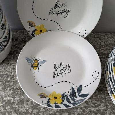 Royal Norfolk Bee Happy Dish Set
