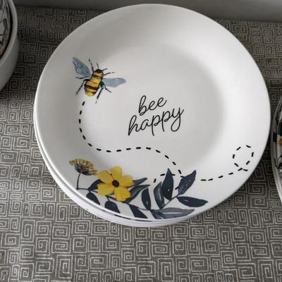 Royal Norfolk Bee Happy Dish Set