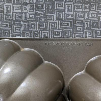 Cake Pan Assortment