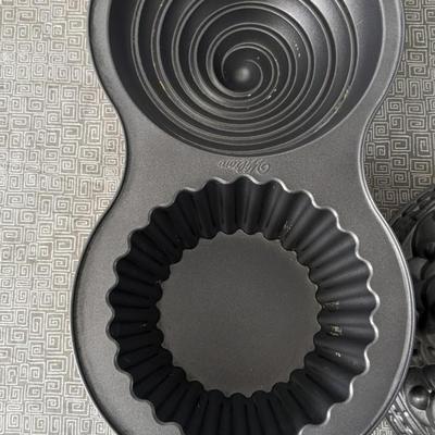 Cake Pan Assortment