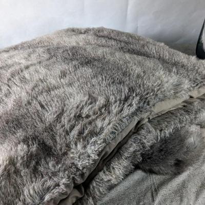UGG Comforter Sets