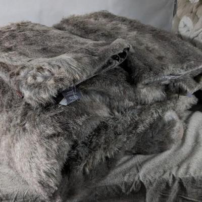 UGG Comforter Sets