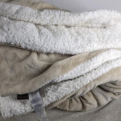 UGG Comforter Sets