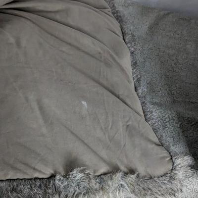 UGG Comforter Sets