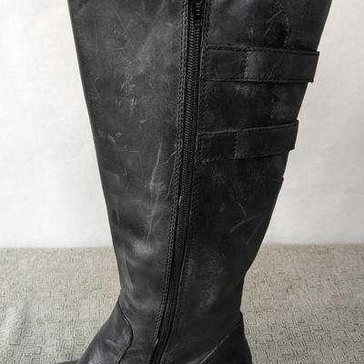 Women's Born Leather Boots