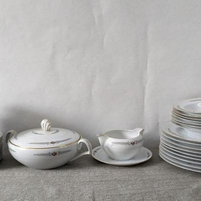 Narumi Olive Leaves China Set