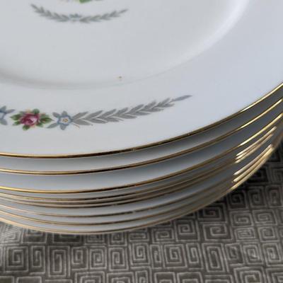Narumi Olive Leaves China Set