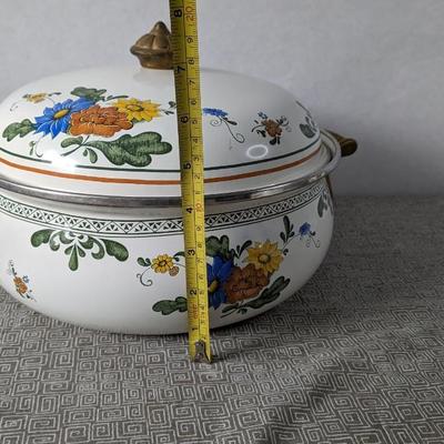 Villeroy & Boch Style Floral Enamel Cookware