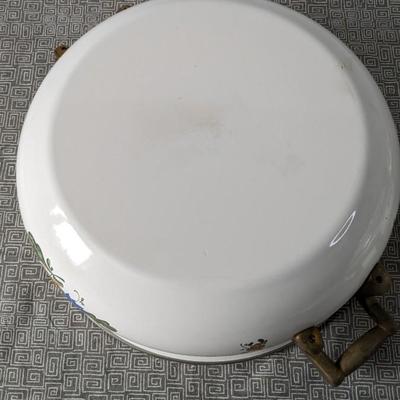 Villeroy & Boch Style Floral Enamel Cookware