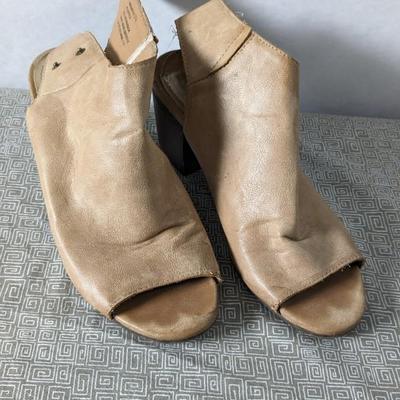 Ladies Shoe Assortment