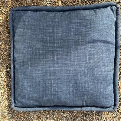 Decorative Outdoor Throw Pillows (5)
