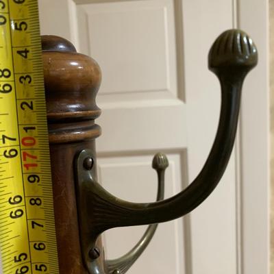 Wood coat rack