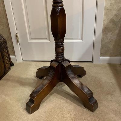 Wood coat rack