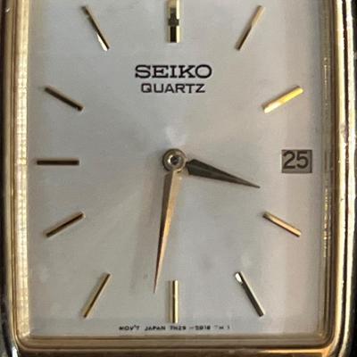 J5- Two Seiko mens watches