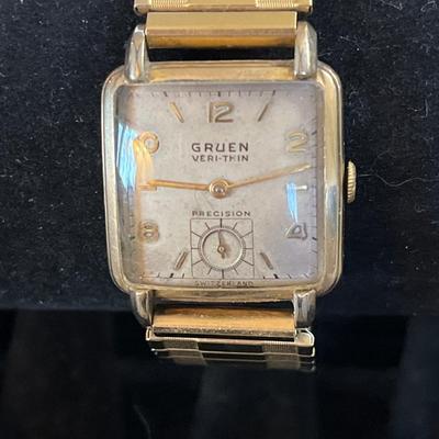 J10-vintage Gruen menâ€™s watch