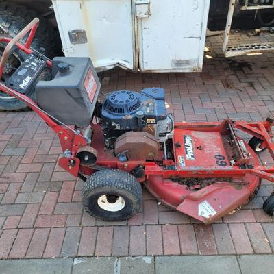 32" Toro Proline mower with 13 hp kohler engine