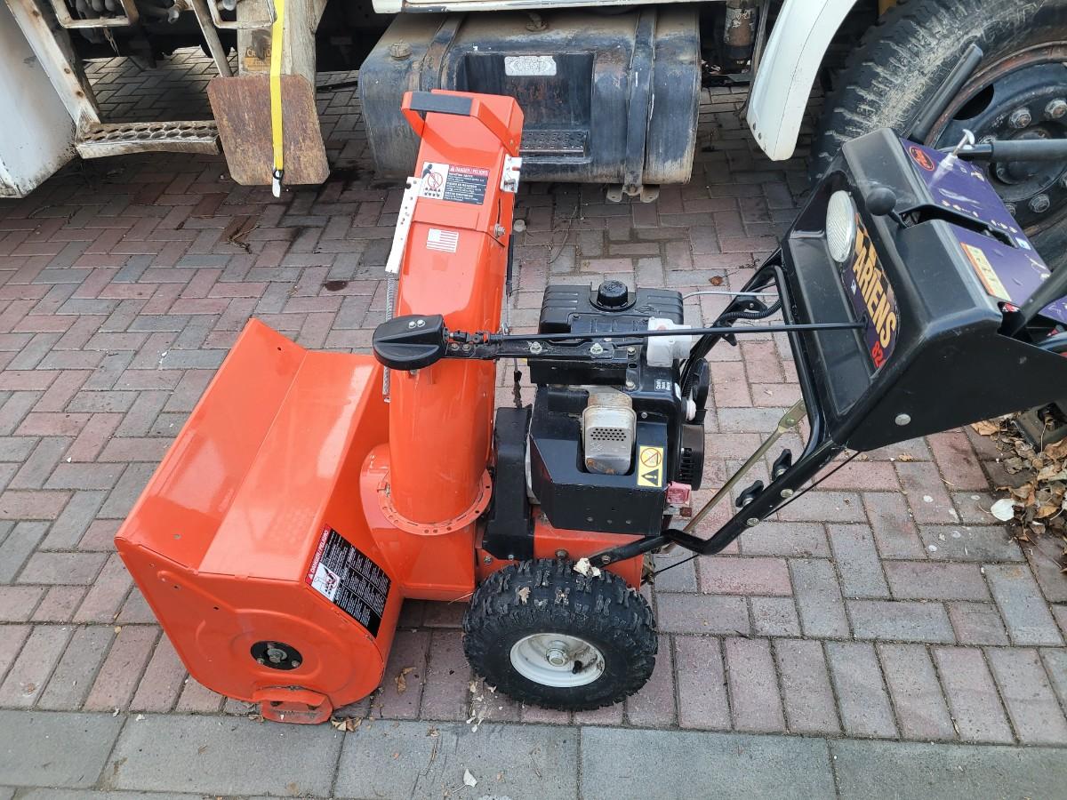 Ariens 824 snowblower. Ran when parked complete